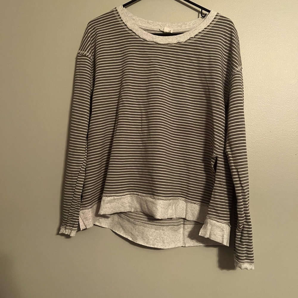 Hem & Thread stripe olive top.